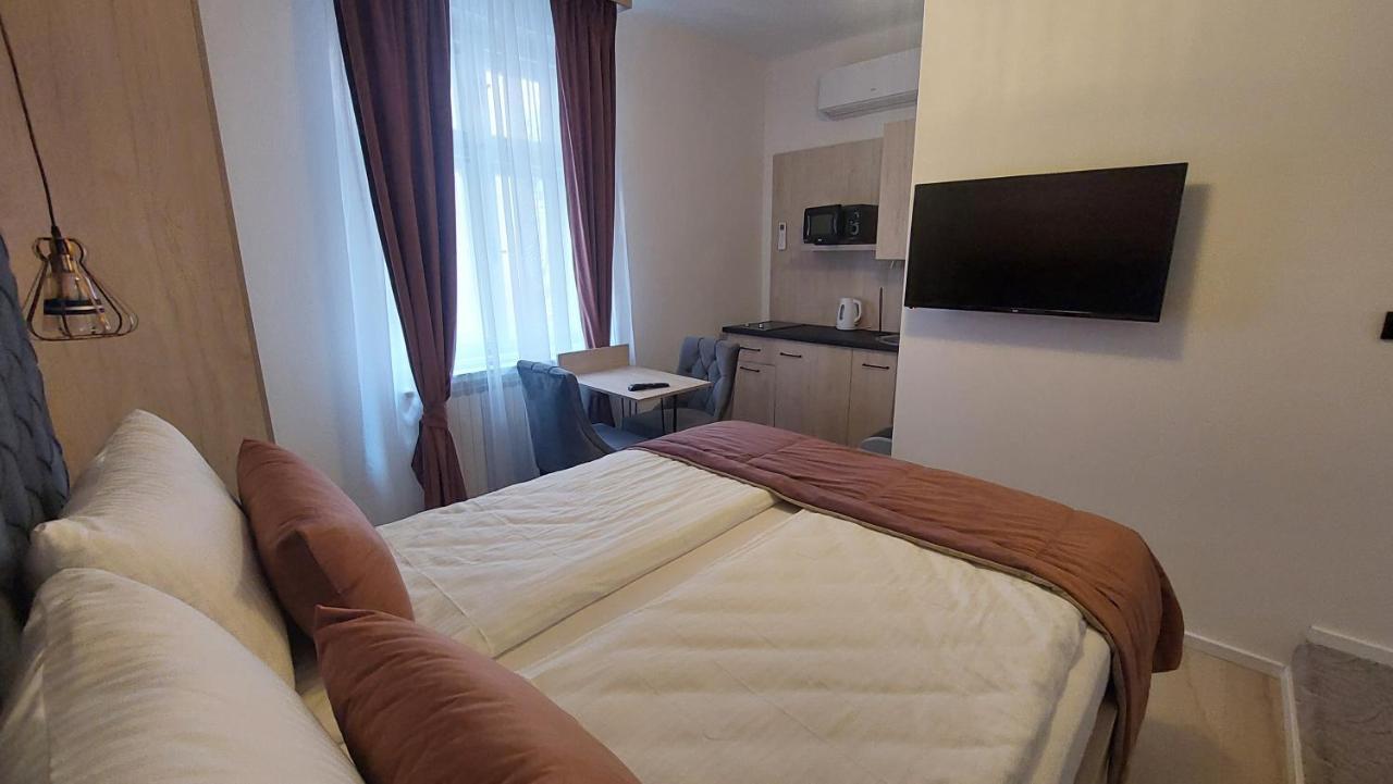 Apartments Artee Free Garage Parking Сараево Екстериор снимка