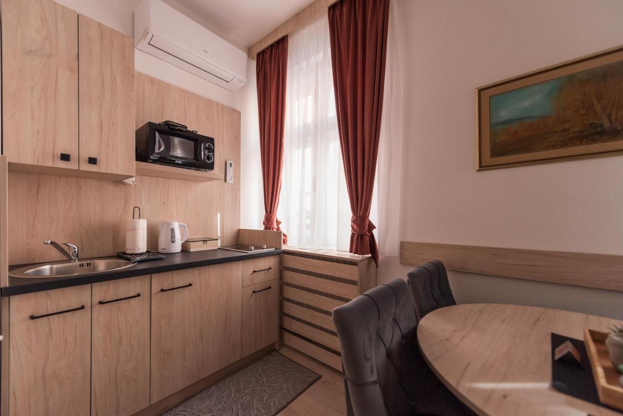 Apartments Artee Free Garage Parking Сараево Екстериор снимка